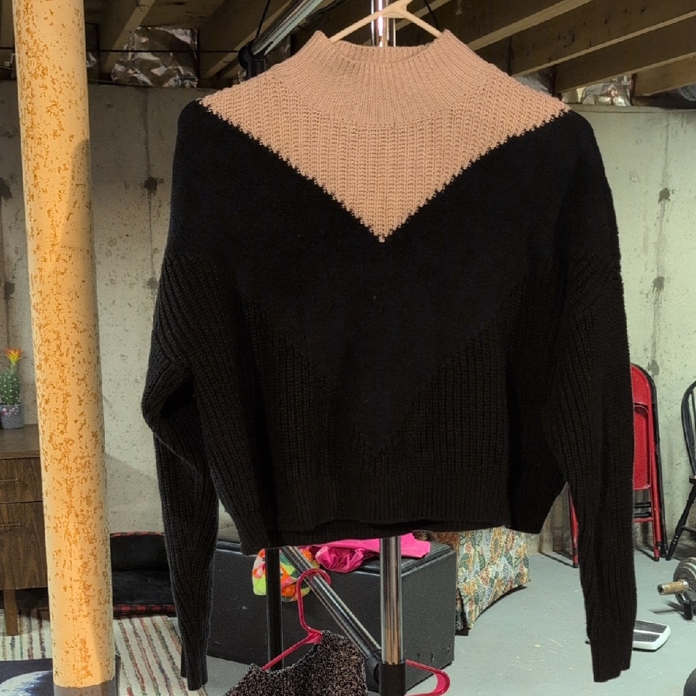 Kendall & Kylie Black and Tan Cowl Sweater